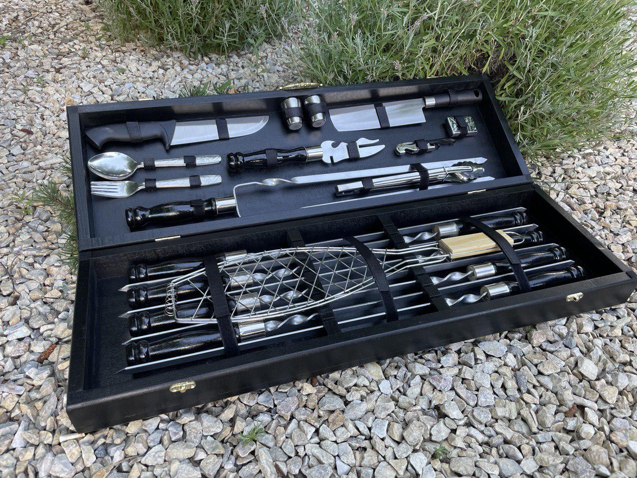 Набор шампуров в кейсе Black