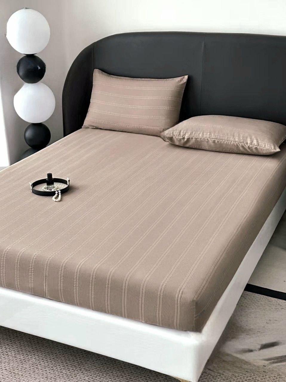 Простынь на резинке из муслина Malloory Home 160x200х25 см с 2 наволочками 50х70 см Капучино (2647) Простынь на резинке из муслина Malloory Home 160x200х25 см с 2 наволочками 50х70 см Капучино (2647)
