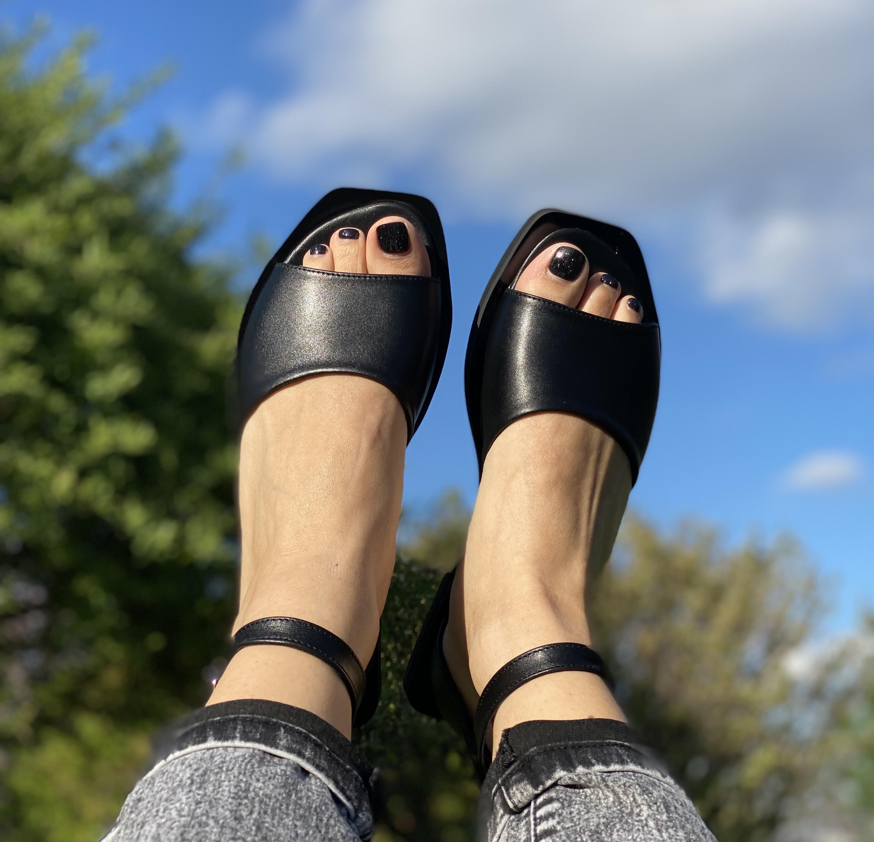 Босоножки женские M.KraFVT 0540 кожаные на низком каблуке р. 41 Черный (1386-41) - фото 6 Босоножки женские M.KraFVT 0540 кожаные на низком каблуке р. 41 Черный (1386-41) - фото 6