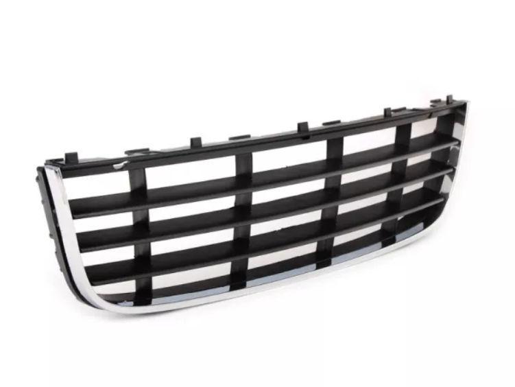 Решетка бампера AVTM Volkswagen Jetta V 06-10 средняя с молдингом (9544 996)