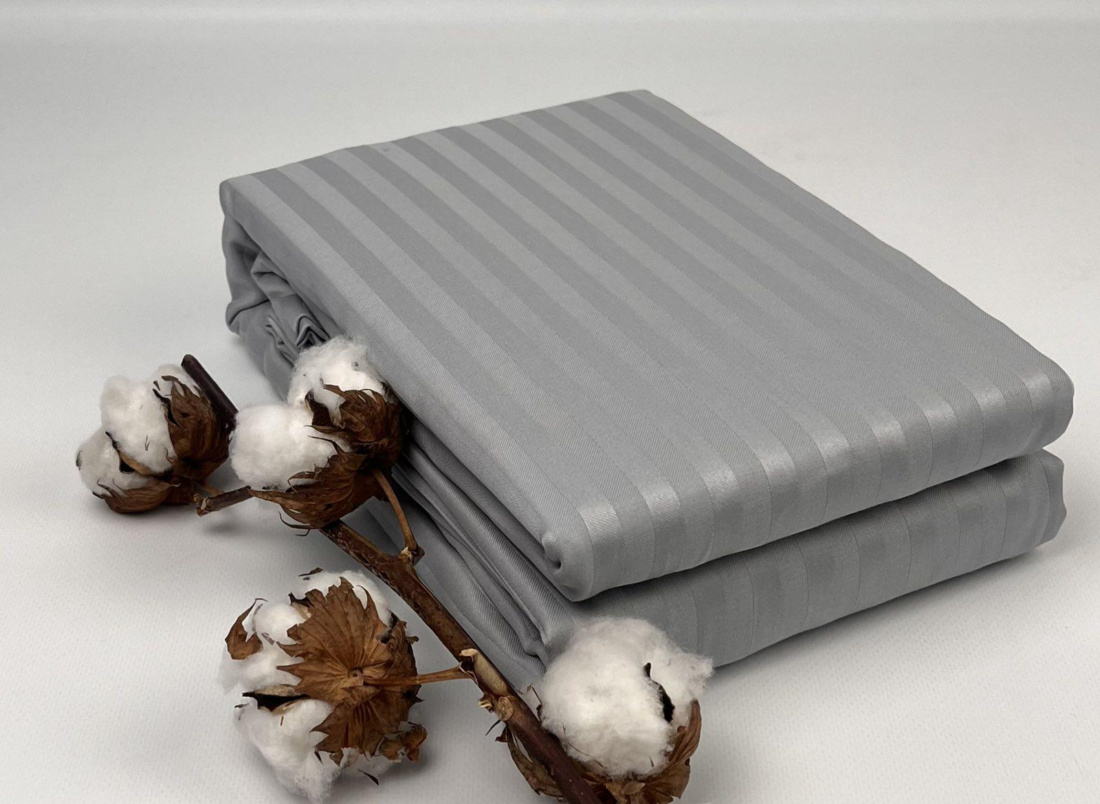 Простирадло Maison D'or Страйп-сатин 240x260 см з наволочками Grey (CN28018)