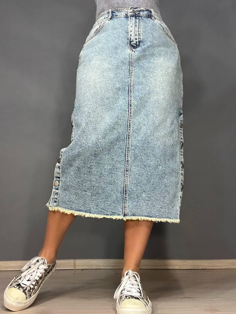 Спідниця жіноча джинсова Liana 381 нижче коліна резинка на талії розрізи по боках на гудзиках р. 33 Блакитний (3578) Спідниця жіноча джинсова Liana 381 нижче коліна резинка на талії розрізи по боках на гудзиках р. 33 Блакитний (3578)