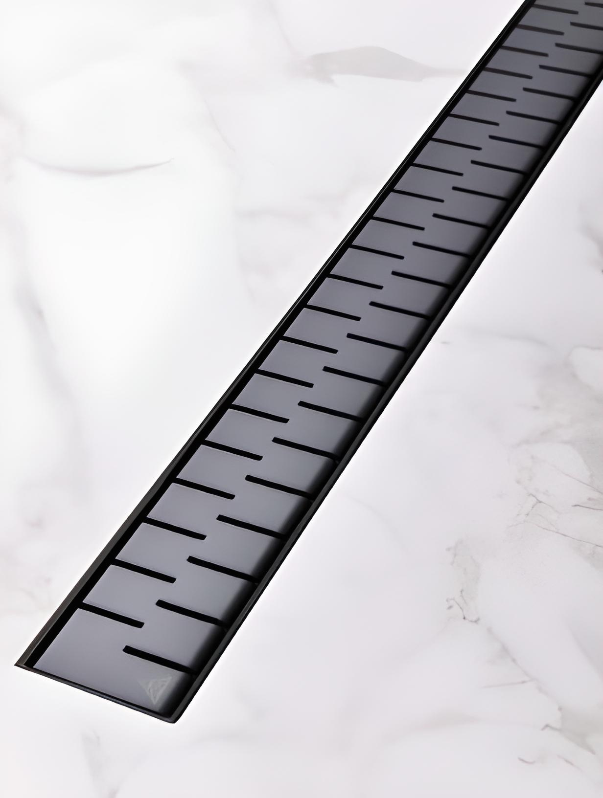 Трап-канал душовий з сухим сифоном 650 мм Чорний (CH-650MC)