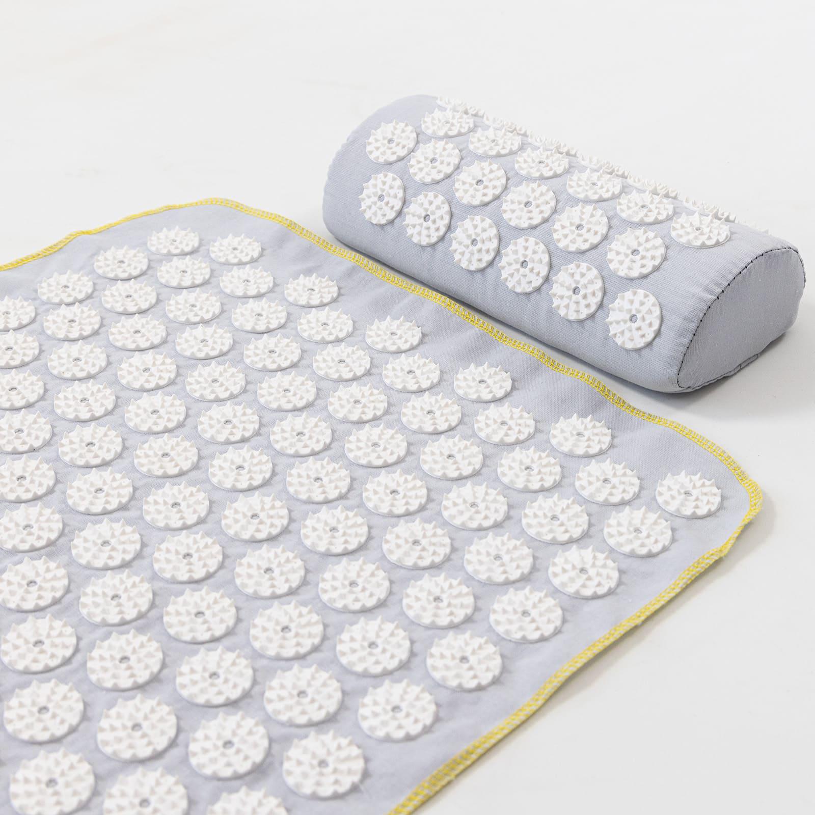 Масажний килимок OSPORT аплікатор Кузнєцова і валик масажер для спини/шиї/ніг/стоп/голови/тіла Сіро-білий (n-0141) - фото 2 Масажний килимок OSPORT аплікатор Кузнєцова і валик масажер для спини/шиї/ніг/стоп/голови/тіла Сіро-білий (n-0141) - фото 2