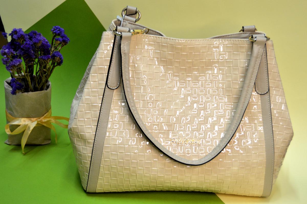 Жіноча сумка Pele Velini лакова велика з декором Кремовий (1189)