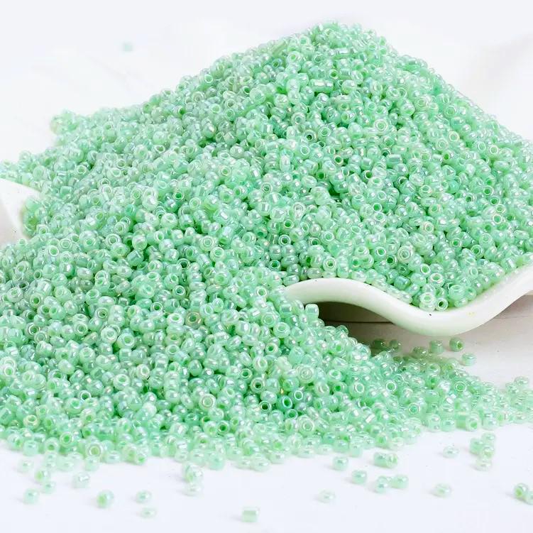 Бисер Блестящий 2 мм 50 г Мятный (БР0002л48)
