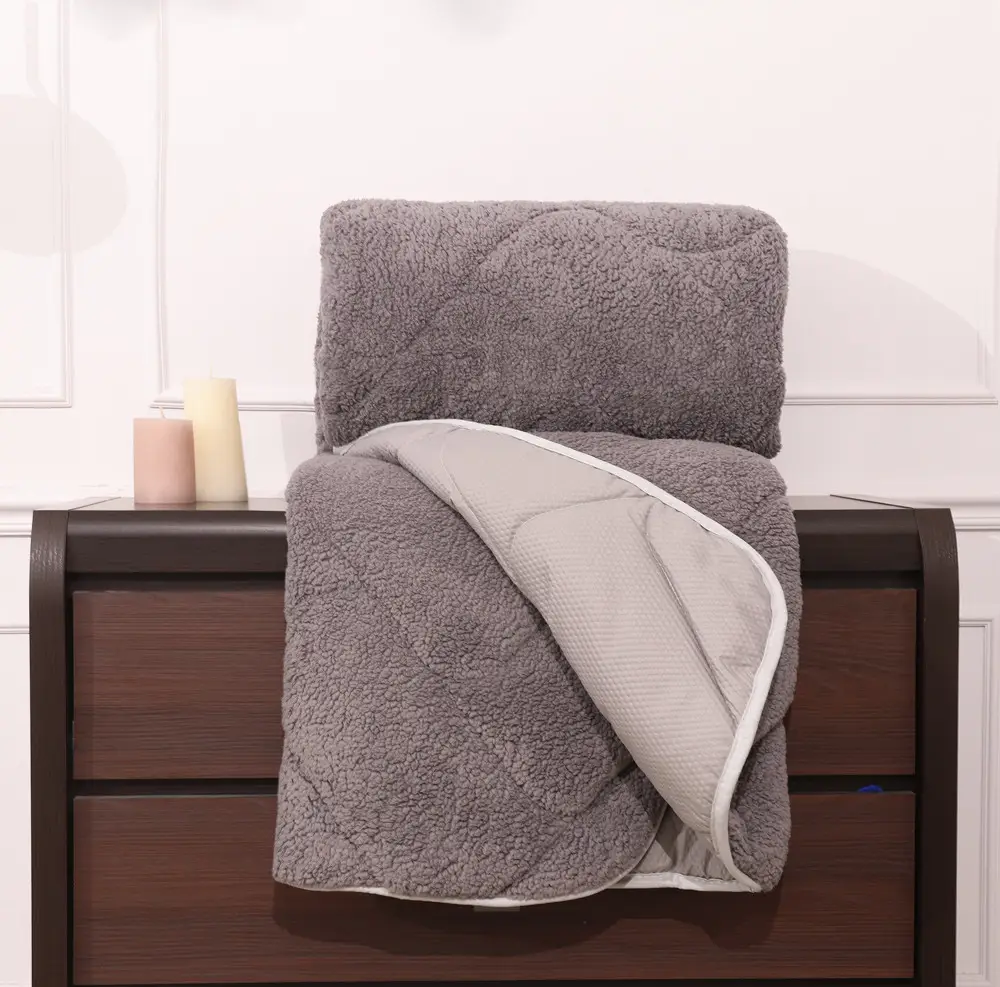 Ковдра-покривало Черешенька двостороння полуторна 155х210 см (60003)