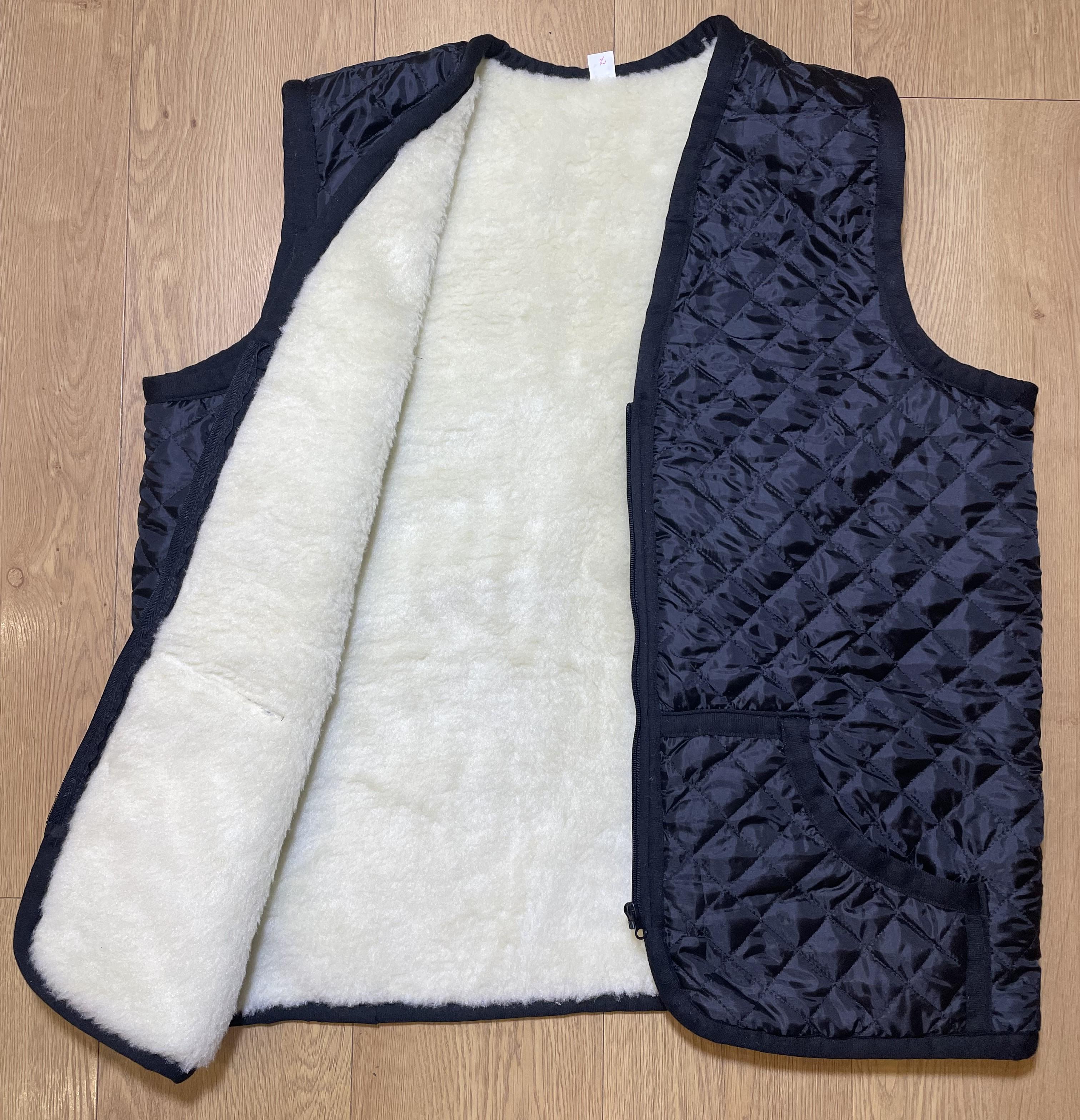 Жилет теплий з овечої вовни болоневий 4XL (26962435) - фото 3