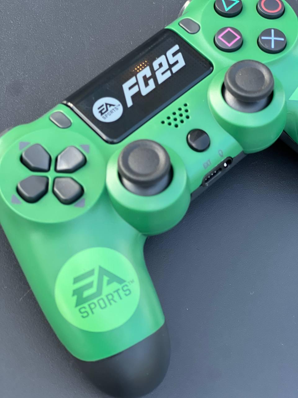 Геймпад контролер бездротовий Dualshock EA Sports FC Edition для Play Station/PC fifa (29818604) - фото 5 Геймпад контролер бездротовий Dualshock EA Sports FC Edition для Play Station/PC fifa (29818604) - фото 5