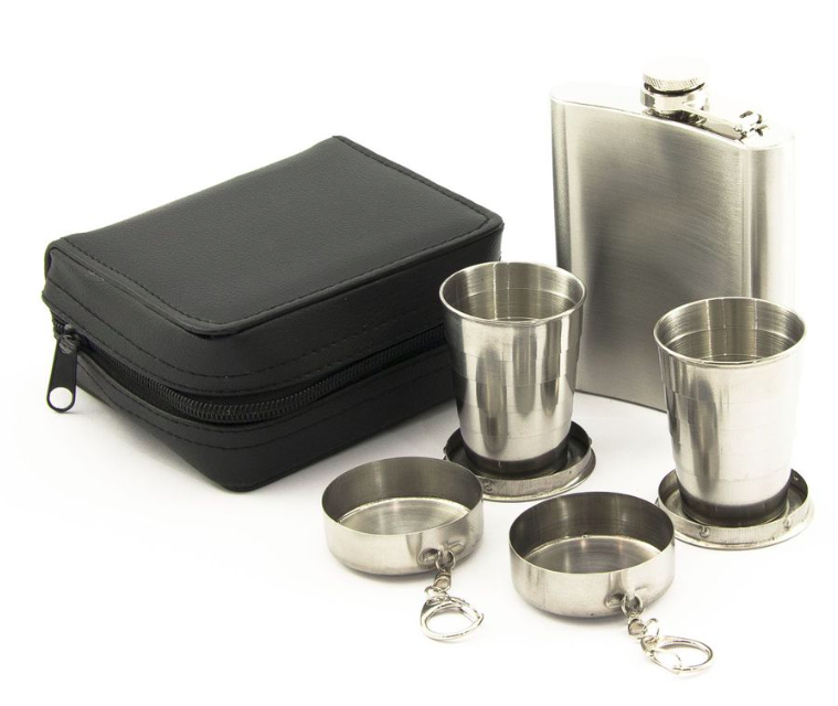 Фляга в кожаной барсетке со складными стаканчиками 206 мл