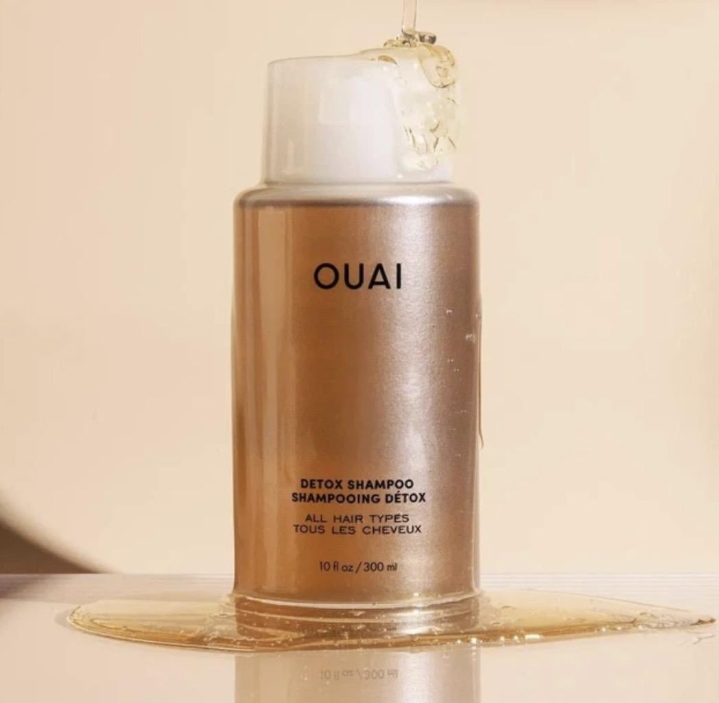 Шампунь для глибокого очищення та блиску волосся OUAI detox shampoo 300 мл (815402021290)
