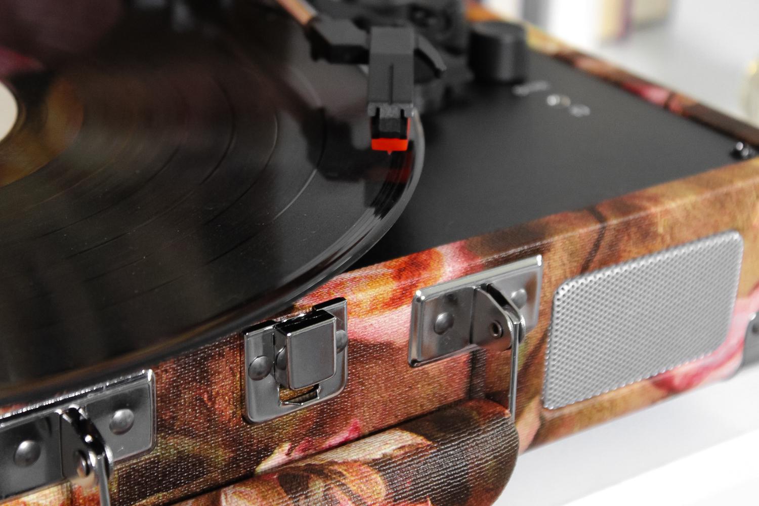 Програвач вініловий Crosley Cruiser Plus Bluetooth Floral - фото 3