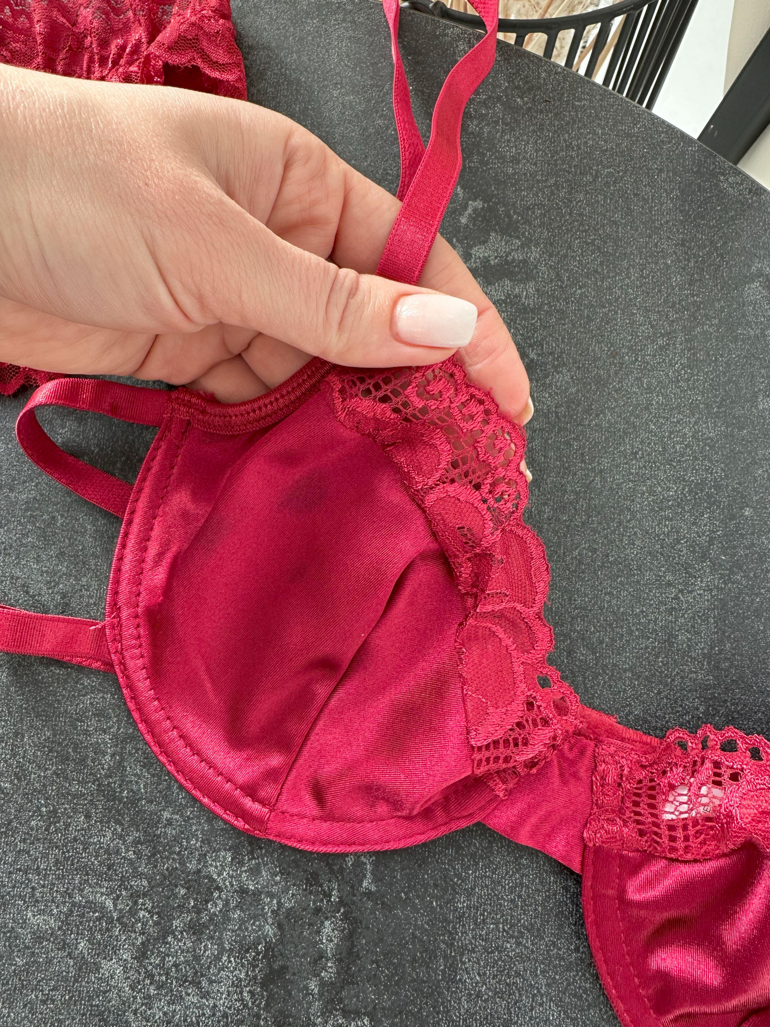 Комплект жіночої білизни Nova Vega бюстгальтери/трусики/пояс/гартери M р. 42-44 Бордовий (103-262-1) - фото 6 Комплект жіночої білизни Nova Vega бюстгальтери/трусики/пояс/гартери M р. 42-44 Бордовий (103-262-1) - фото 6