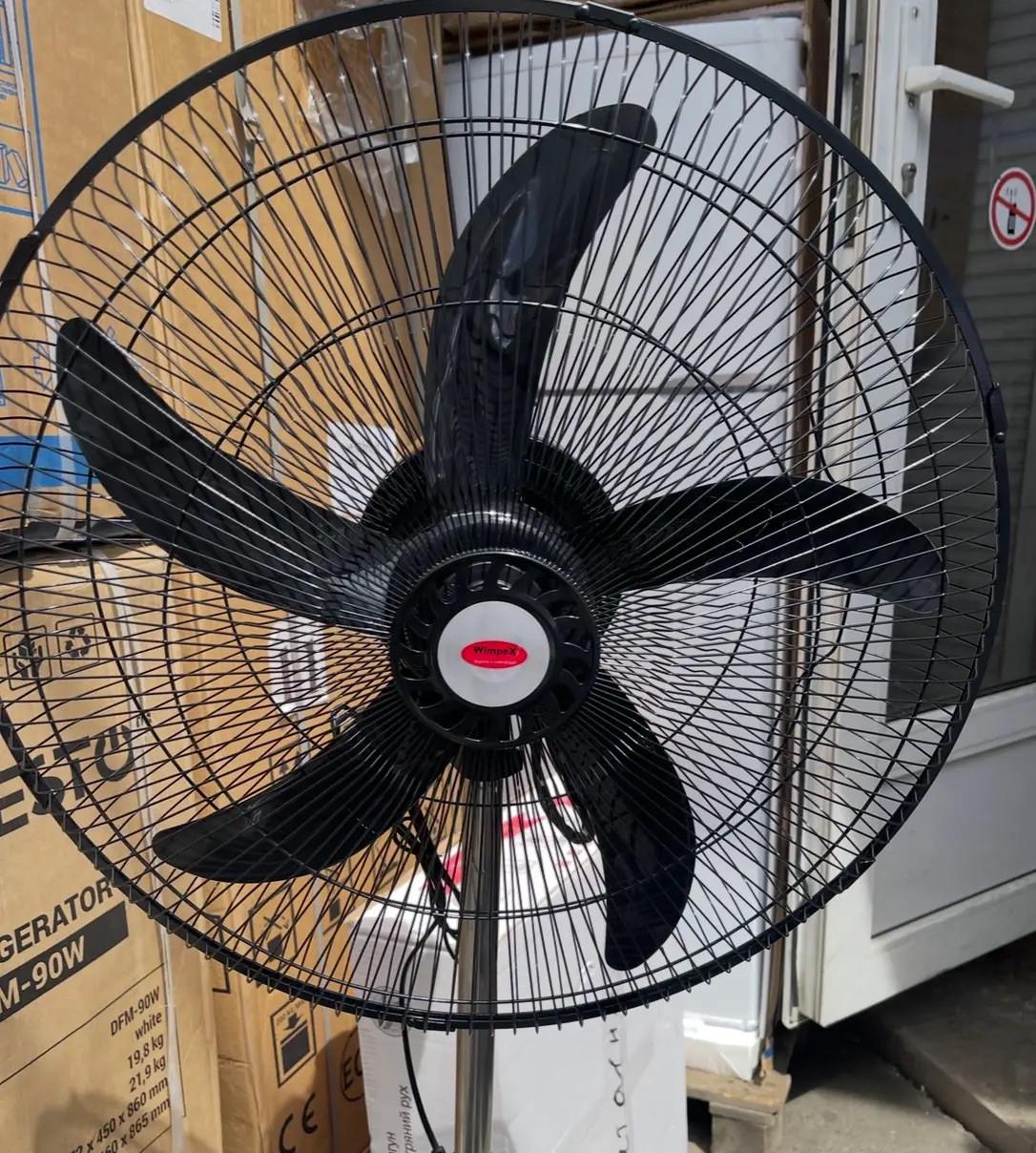 Вентилятор підлоговий Wimpex із захисними гратами та регулюванням висоти 200 Вт/50 см/30 м² Чорний (WX-1811) - фото 4 Вентилятор підлоговий Wimpex із захисними гратами та регулюванням висоти 200 Вт/50 см/30 м² Чорний (WX-1811) - фото 4