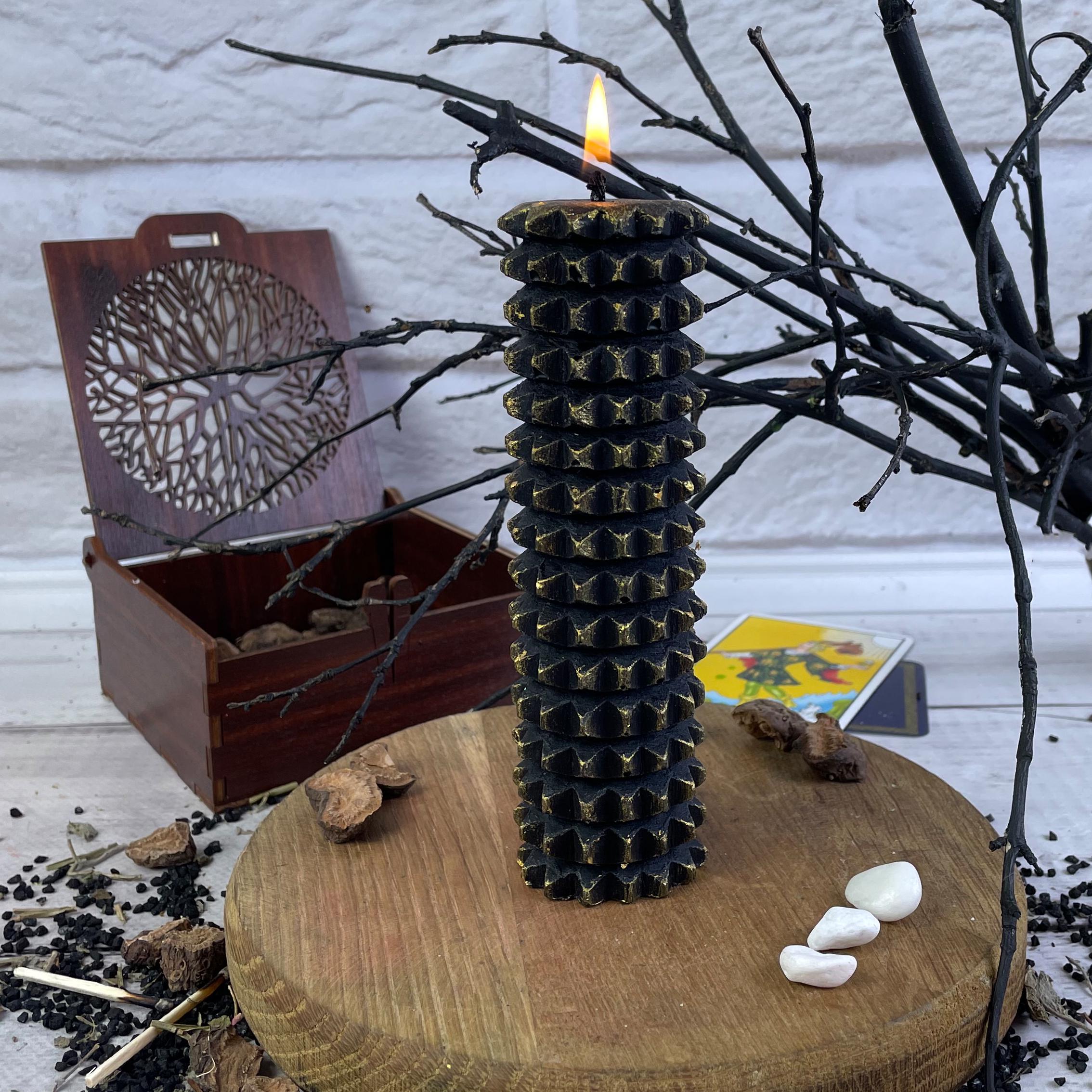 Свічка воскова Шипована захисна Золотий (749)