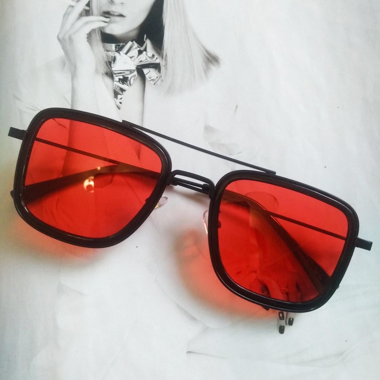 Солнцезащитные очки в металлической оправе Красный с черным