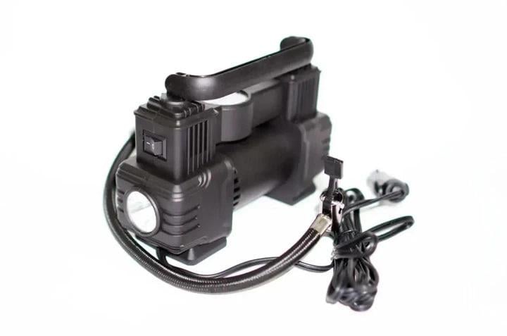 Компрессор автомобильный от прикуривателя 12 В с фонарем (2899651655)