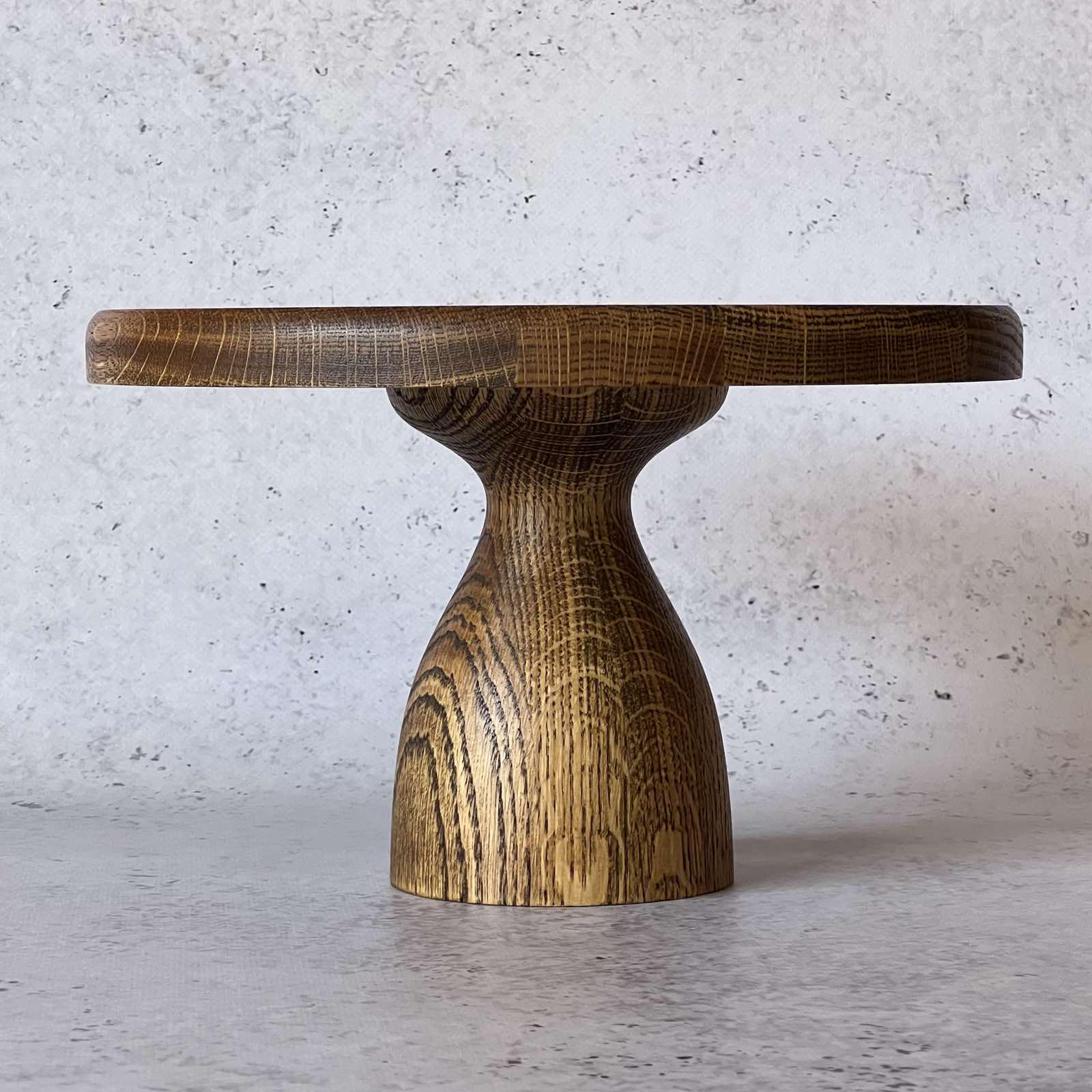 Подставка для торта на ножке из дуба Ø 24 см Орех - фото 2