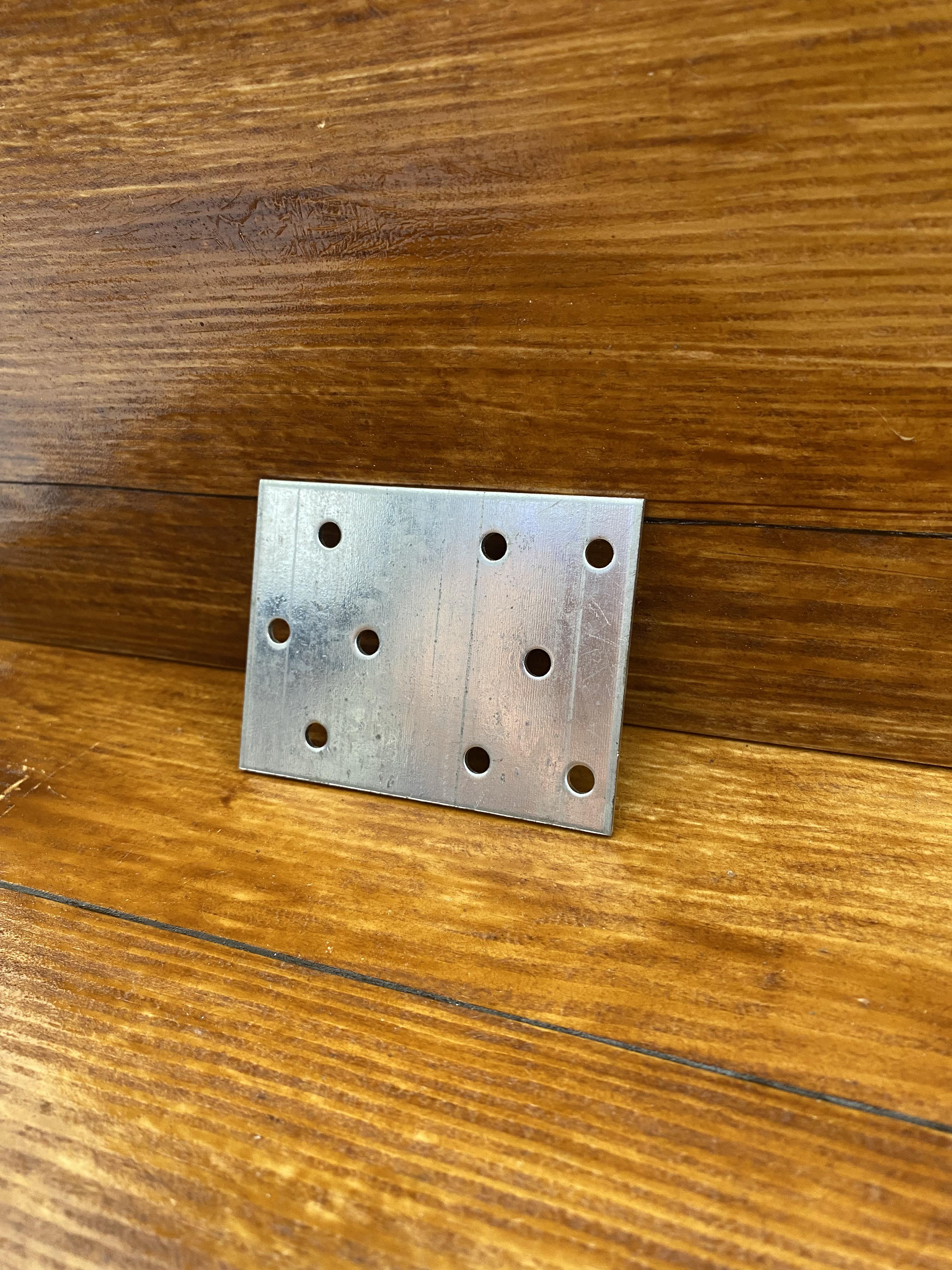 Пластина оцинкована 80х60х2 мм (СР67)