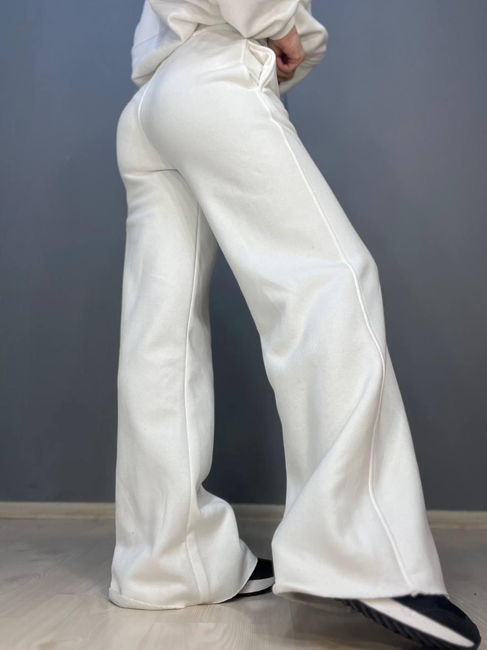 Костюм женский QUZEN 472-388 пилот брюки палаццо широкие флис S Белый (3167) - фото 10 Костюм женский QUZEN 472-388 пилот брюки палаццо широкие флис S Белый (3167) - фото 10