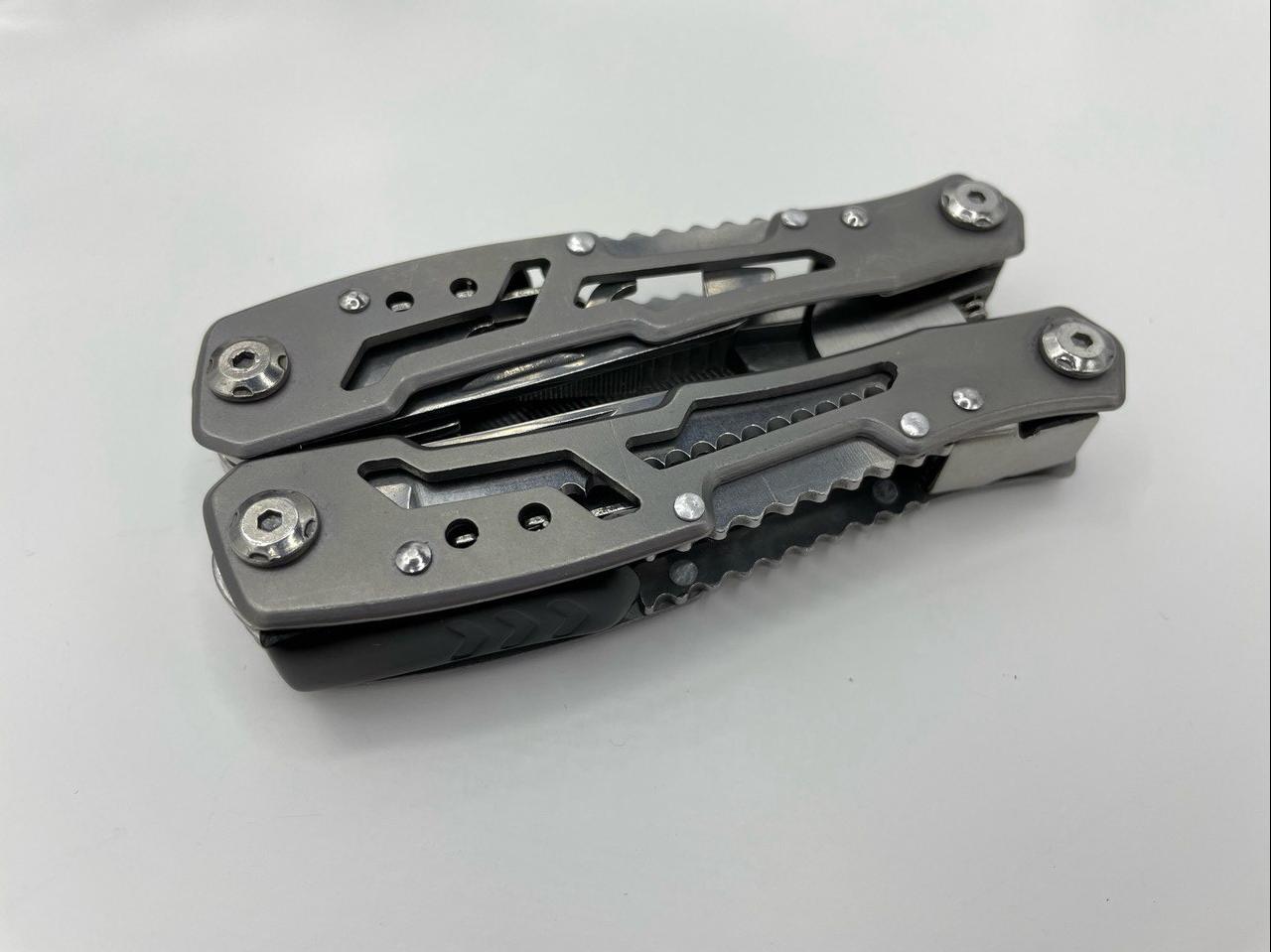 Мультитул багатофункціональний 15в1 з нержавіючої сталі (2022014834674) - фото 4 Мультитул багатофункціональний 15в1 з нержавіючої сталі (2022014834674) - фото 4