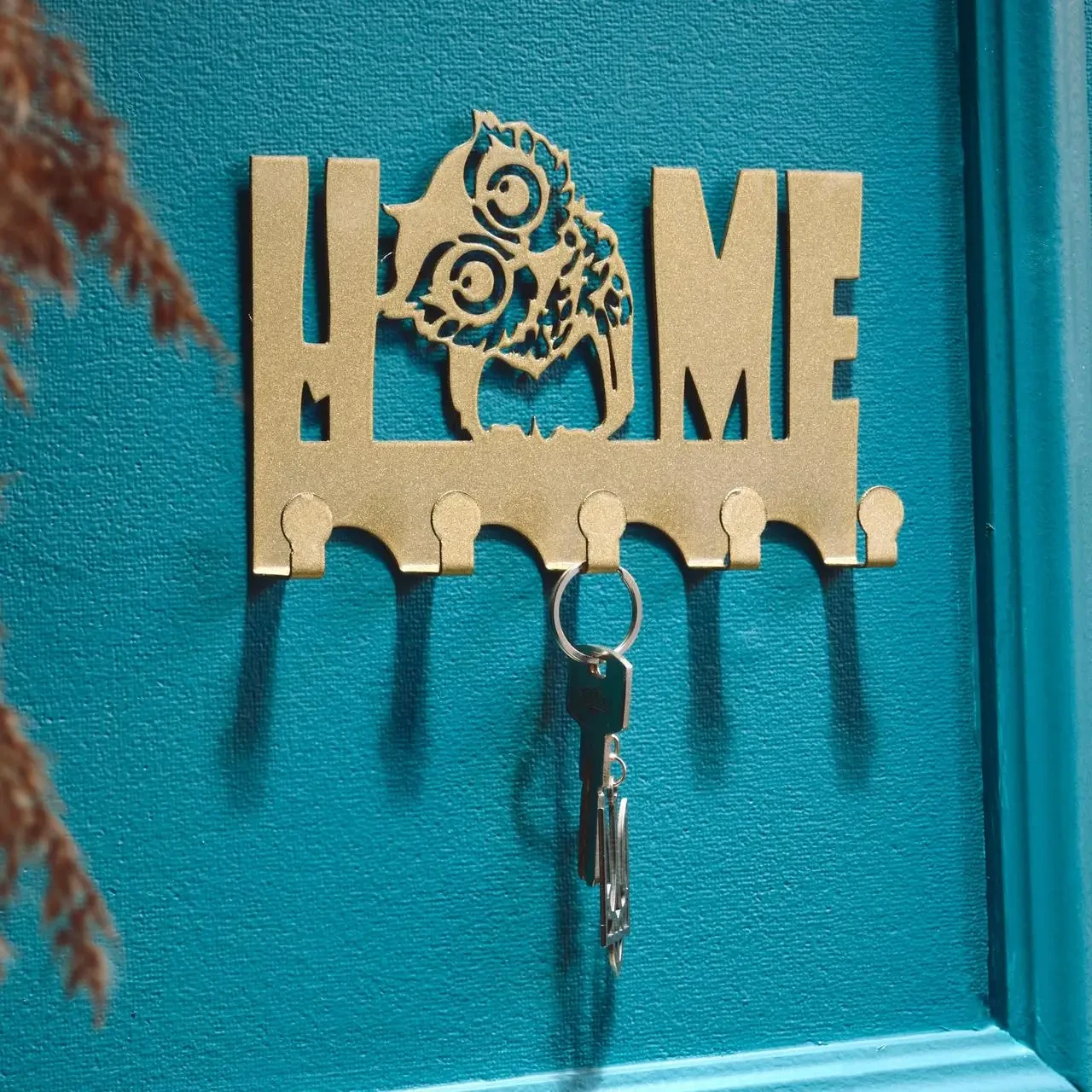 Ключниця настінна Home металева на 5 гачків 18,5х12 см Золотистий (KZ-28)