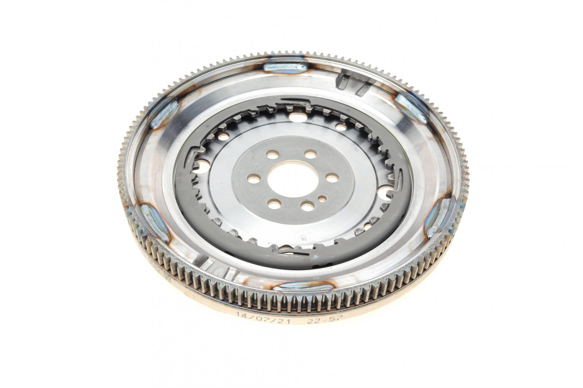 Маховик LUK 415 0682 09