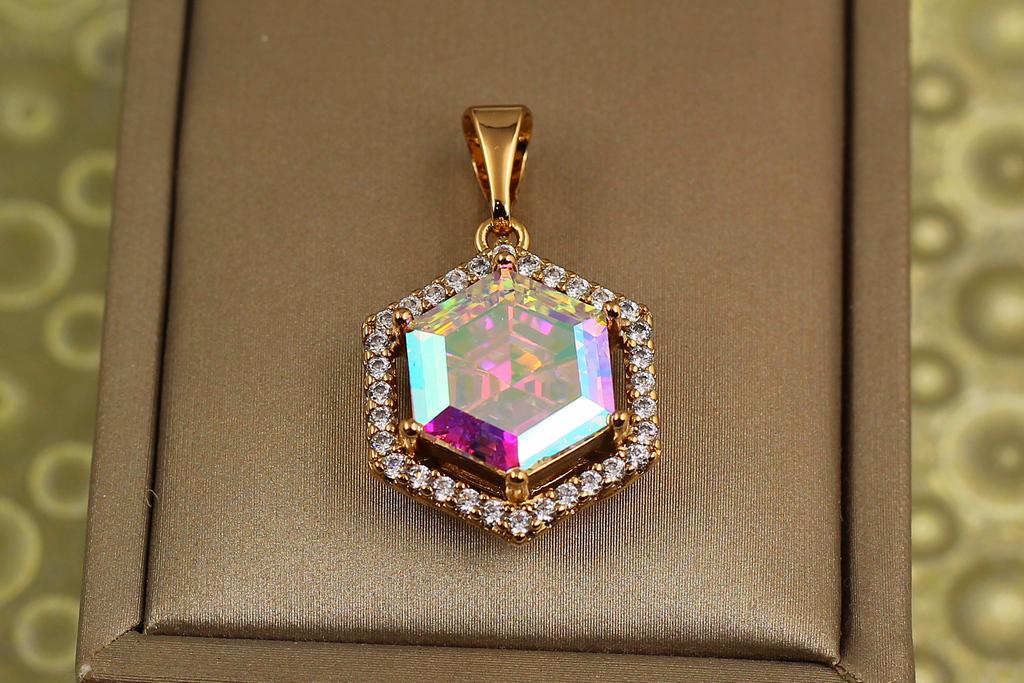 Кулон Xuping Jewelry шестигранник хамелеон 2,2 см Золотистый (30088824)