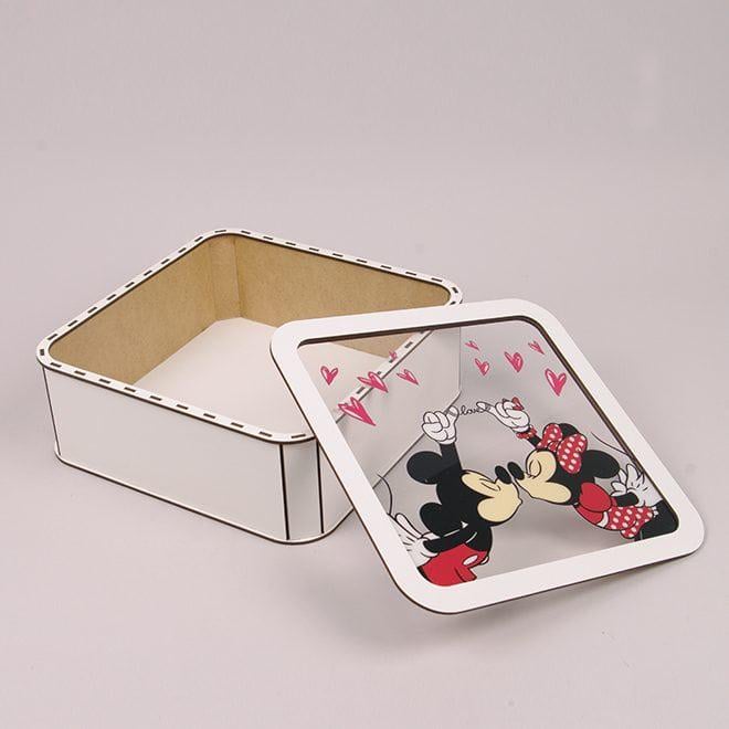 Коробка подарочная Flora квадратная с прозрачной крышкой Влюбленные Белый (33058) - фото 3 Коробка подарочная Flora квадратная с прозрачной крышкой Влюбленные Белый (33058) - фото 3