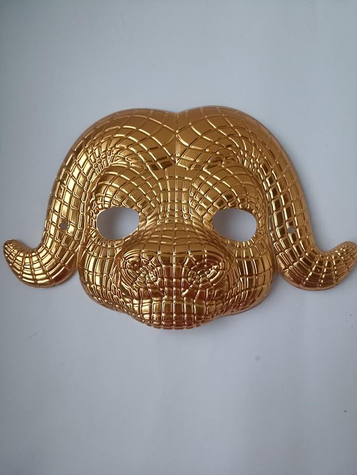 Маска Игра в кальмара Бык Золотой (С 52186)