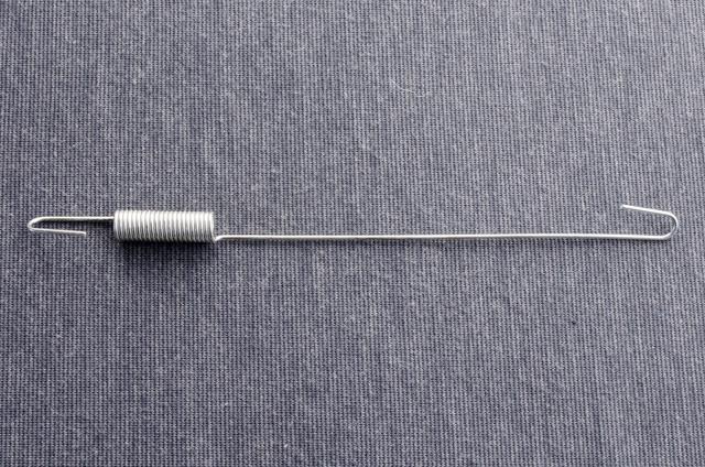 Пружина товста для бензинового двигуна 177f 9 к.с. (1180)