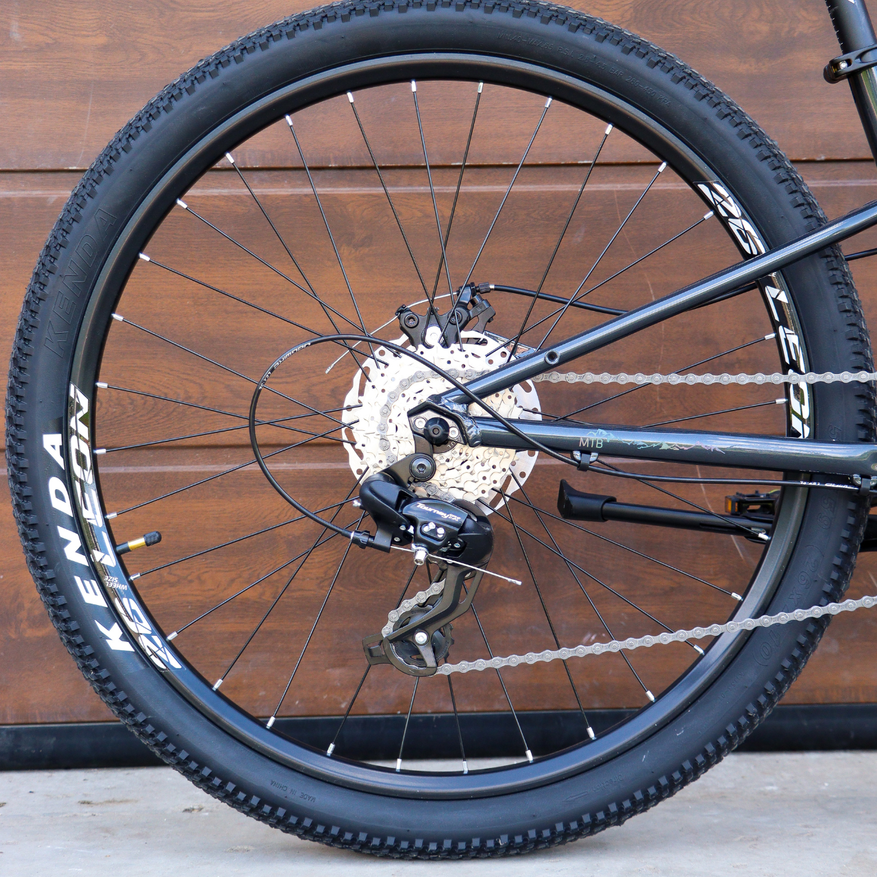 Велосипед подростковый Leon SUPER JUNIOR DD CS AL 26" 13" 2025 Черный - фото 3 Велосипед подростковый Leon SUPER JUNIOR DD CS AL 26" 13" 2025 Черный - фото 3