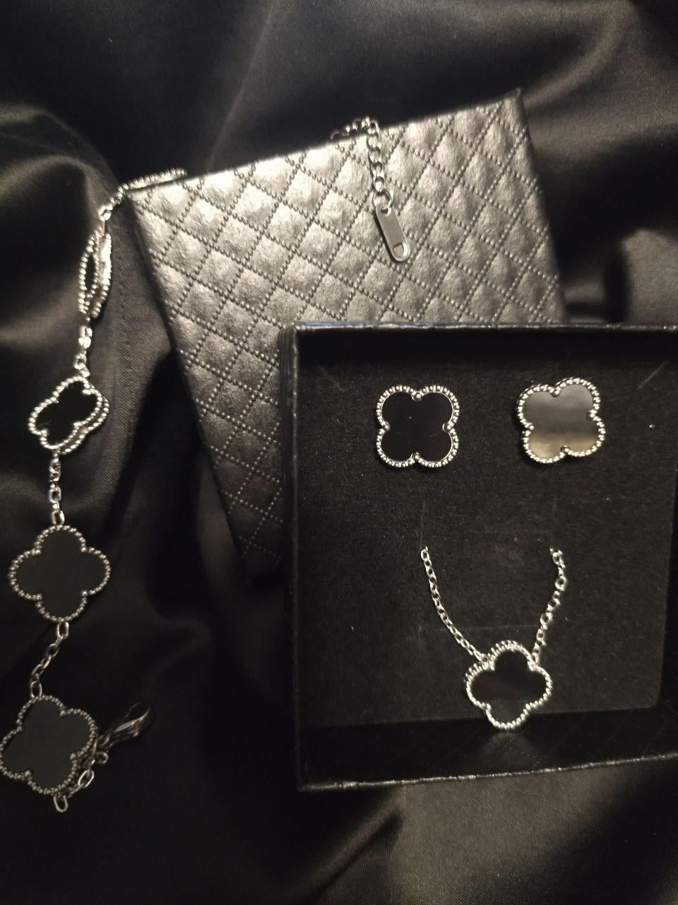 Набір біжутерії у стилі Van Cleef Браслет Сережки Jingrong підвіска під срібло Чорний (М1140182)