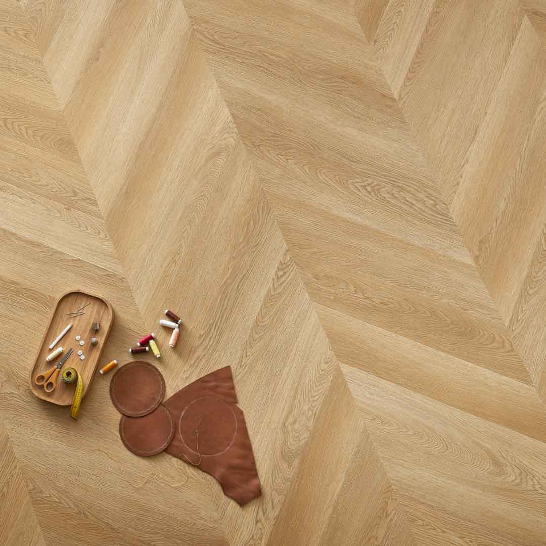 Пол виниловый SPC AFIRMAX Arbiton SHEVRON Hartford Oak CLC 41822