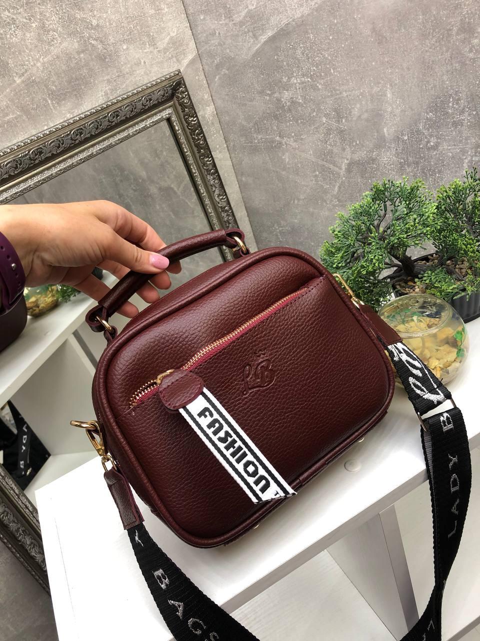 Сумка женская кросс-боди маленькая из экокожи через плечо на широком ремне Бордовый - фото 5