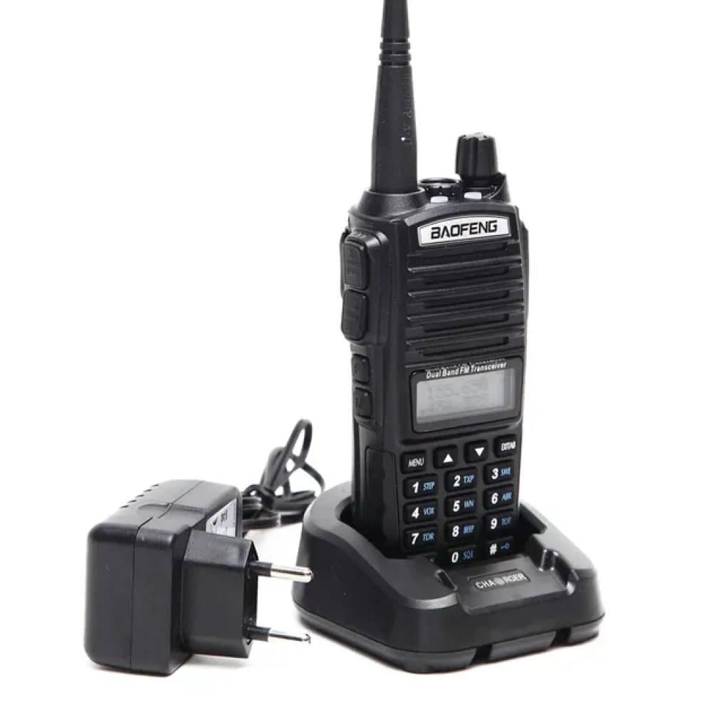 Рация портативная двухдиапазонная Baofeng Dual Band VHF/UHF 26X-312 с дисплеем/клавиатурой/антенной/зарядной станцией