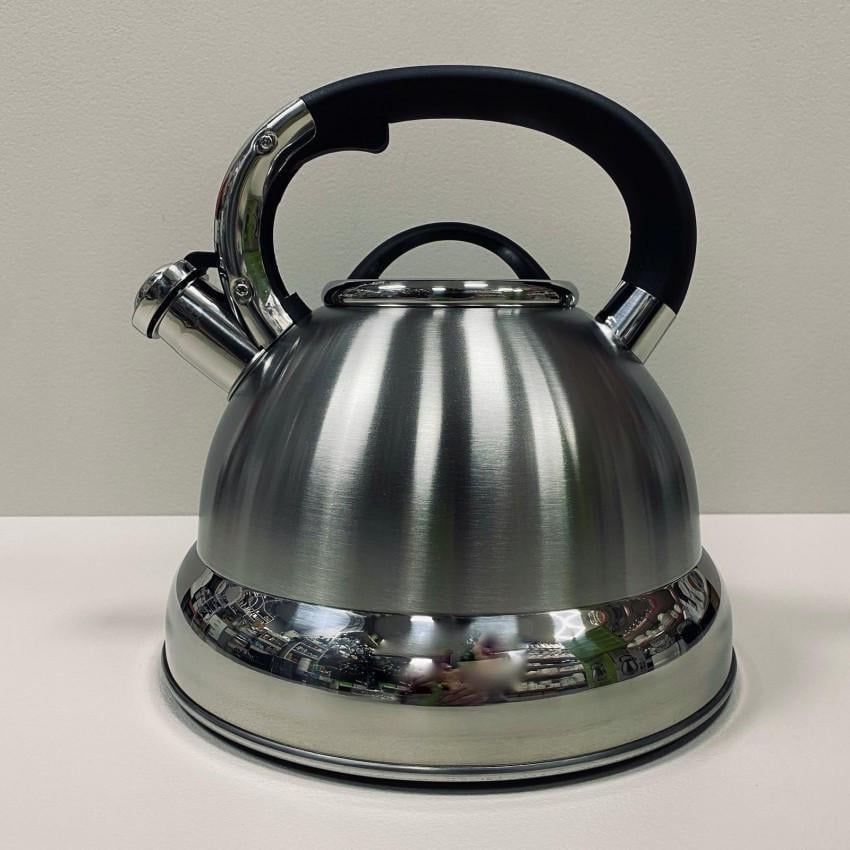 Чайник Maestro 1332-4 из нержавеющей стали со свистком 4 л (1648517473) Чайник Maestro 1332-4 из нержавеющей стали со свистком 4 л (1648517473)