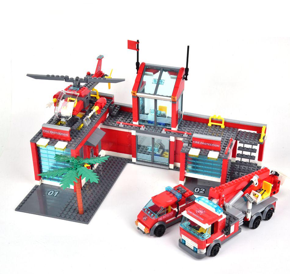 Конструктор пожежна станція з пожежною машиною і пожежним гелікоптером на 758 деталей (615) - фото 5 Конструктор пожежна станція з пожежною машиною і пожежним гелікоптером на 758 деталей (615) - фото 5