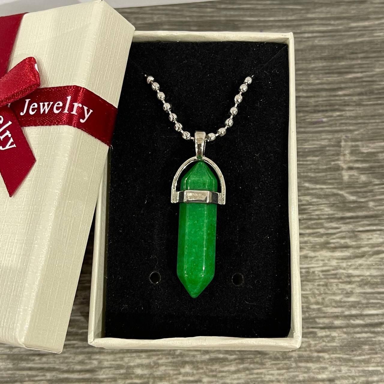 Кулон с натуральным камнем хризопраз зеленый шестигранник 4 см на ювелирной цепочке (2004793774)