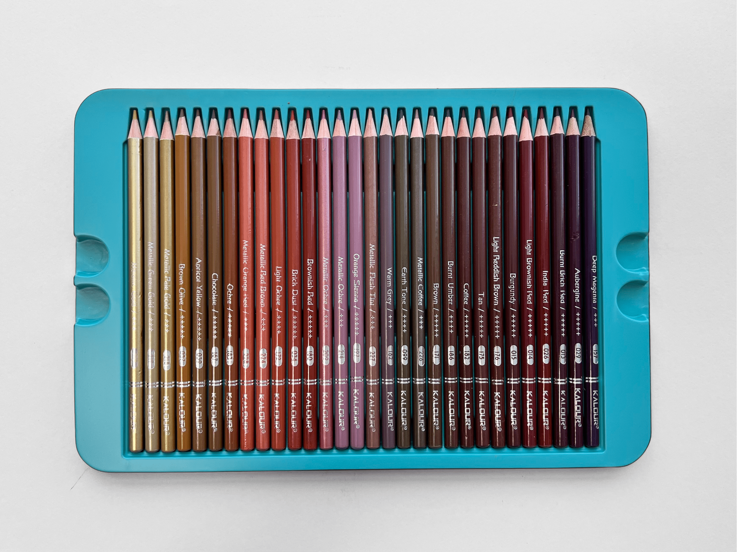 Набір олівців Kalour великий у металевому пеналі 240 кольорів - фото 3 Набір олівців Kalour великий у металевому пеналі 240 кольорів - фото 3