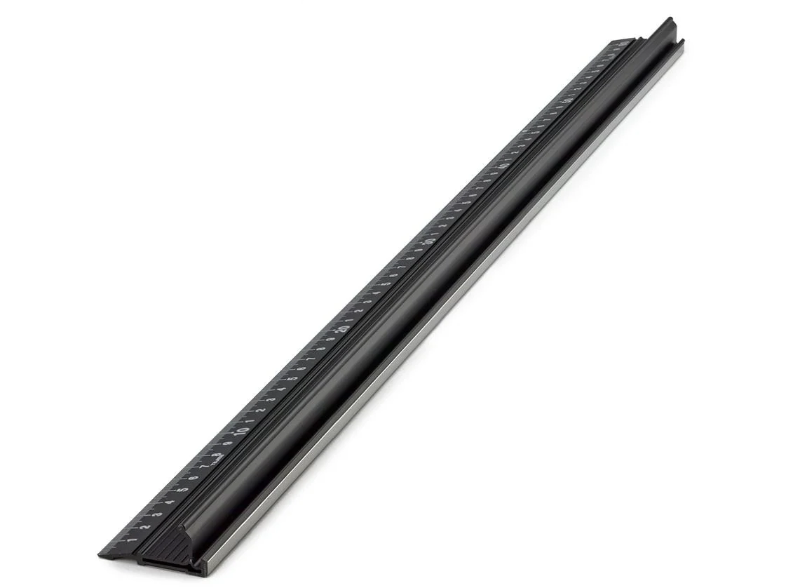 Линейка алюминиевая TAJIMA CTG-SL антискользящая с бортиком 600 мм (29710470)