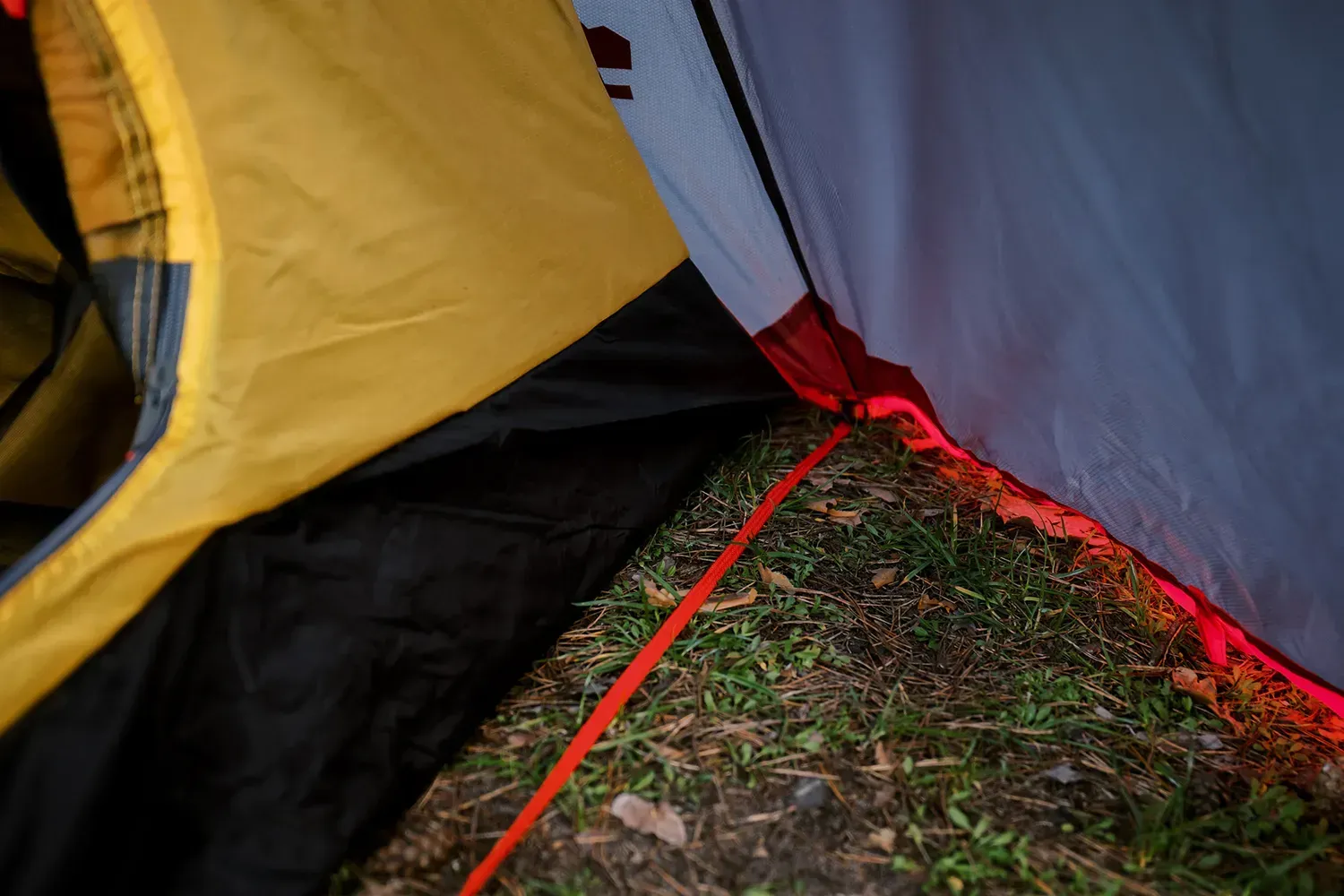 Палатка Tramp ROCK 3 V2 (TRT-028) - фото 12 Палатка Tramp ROCK 3 V2 (TRT-028) - фото 12