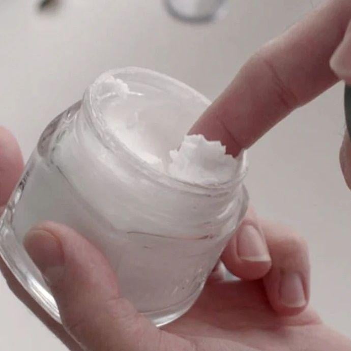 Крем до бритья Proraso Pre-Shave Cream Sensitive для чувствительной кожи 100 мл (8004395000036) - фото 3