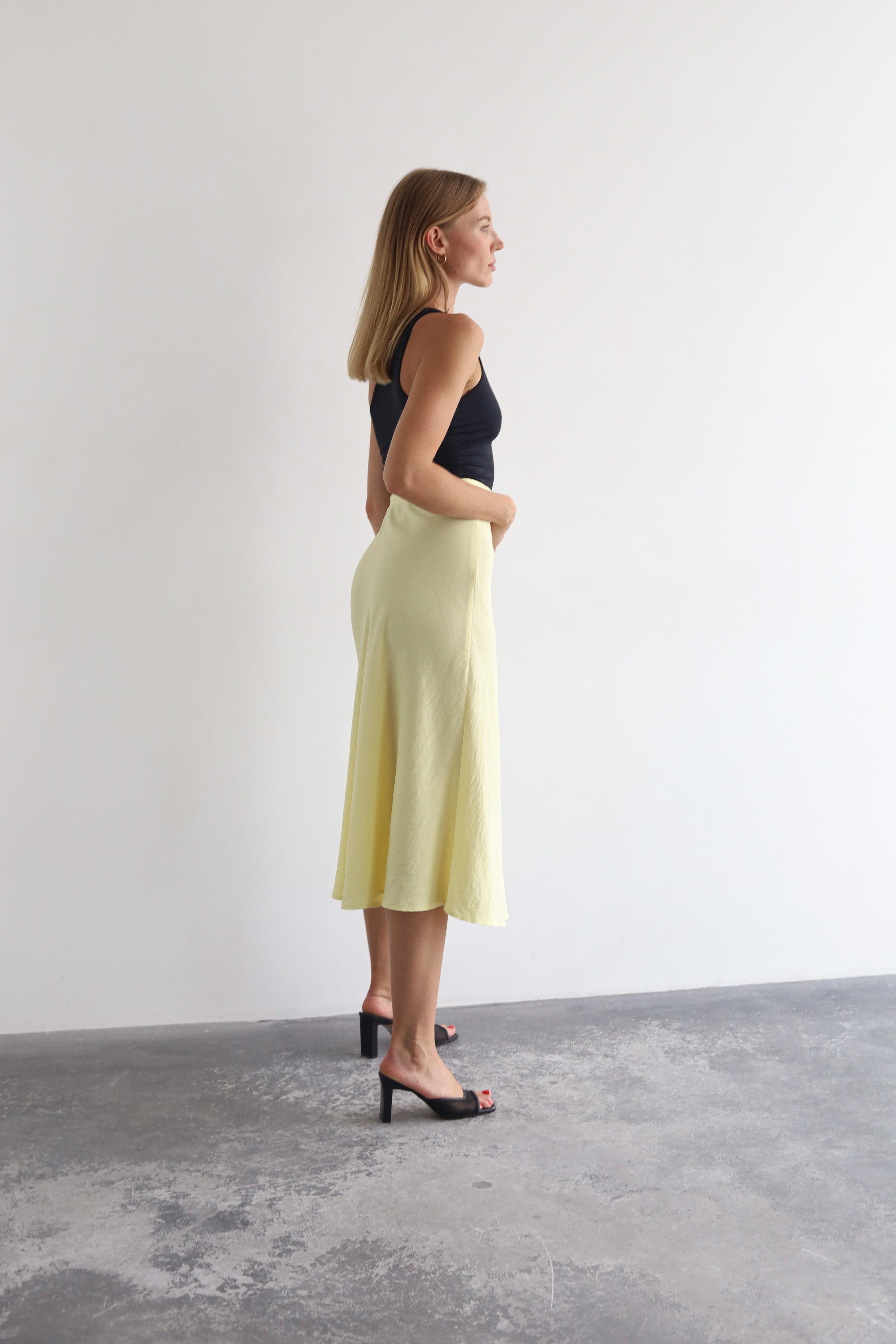 Спідниця-трапеція міді Дика Спідниця XS Жовтий (3025) - фото 2 Спідниця-трапеція міді Дика Спідниця XS Жовтий (3025) - фото 2