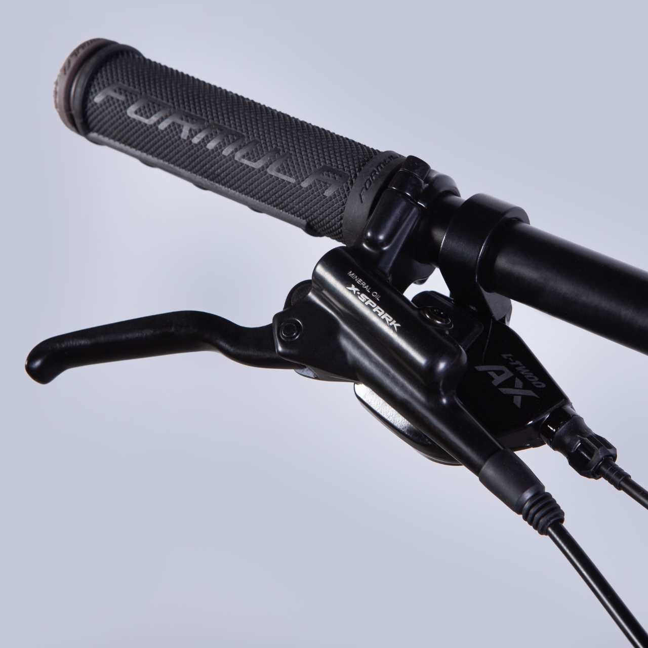 Велосипед Formula ZEPHYR EXPERT HDD 19" AL 29" 2025 Темно-сріблястий/Зелений - фото 3 Велосипед Formula ZEPHYR EXPERT HDD 19" AL 29" 2025 Темно-сріблястий/Зелений - фото 3