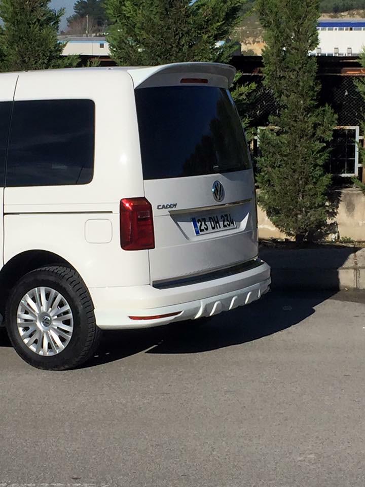 Накладка на задний бампер под покраску для Volkswagen Caddy 2015+ гг - фото 3