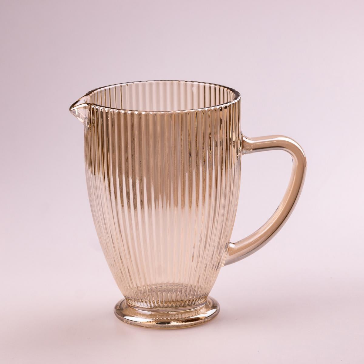 Кувшин для напитков фигурный ребристый из толстого стекла 1,2 л Tea color (HP7118TC)