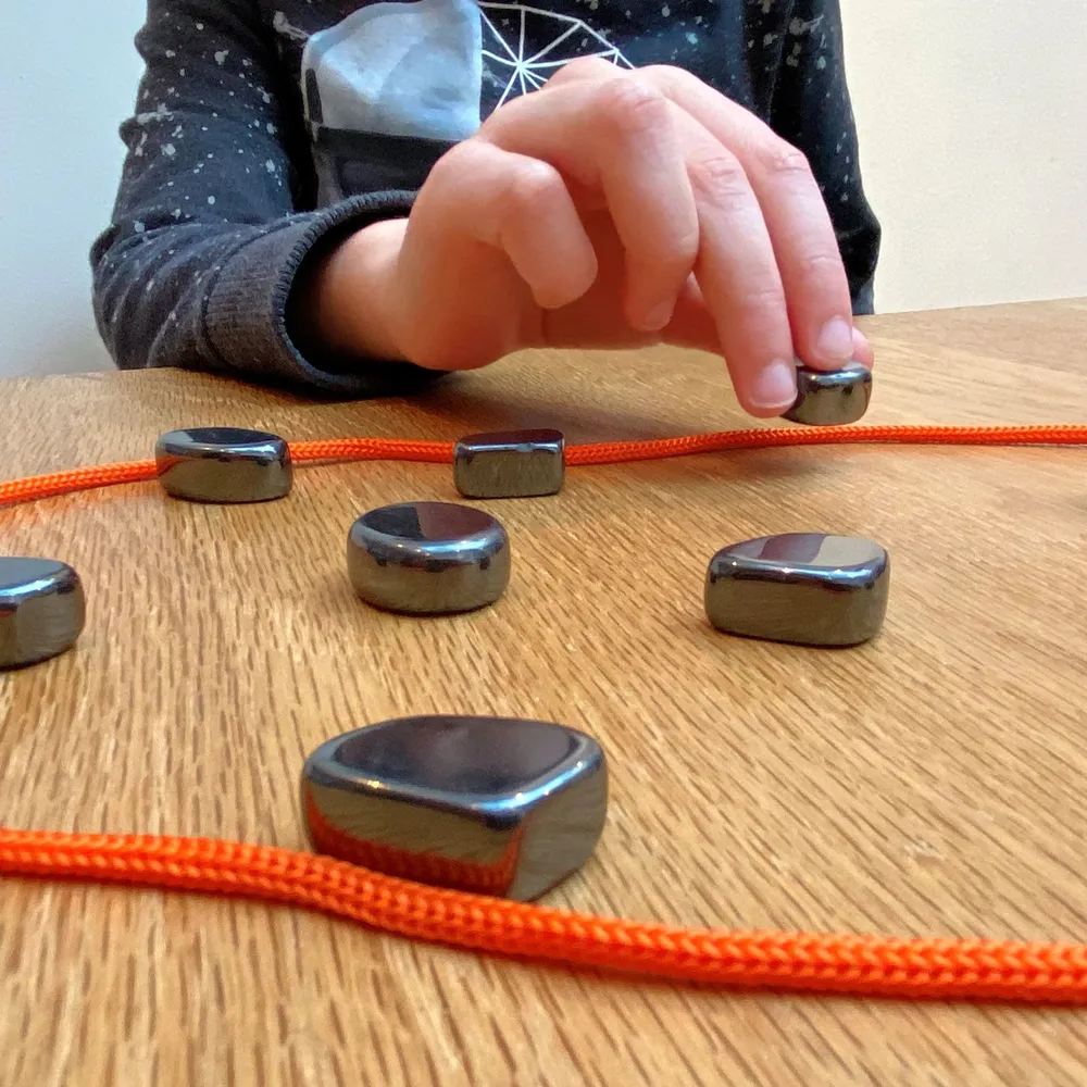 Настільна гра Магнітні Камені 20 шт. і мотузка та мішечок для зберігання (147) - фото 8 Настільна гра Магнітні Камені 20 шт. і мотузка та мішечок для зберігання (147) - фото 8