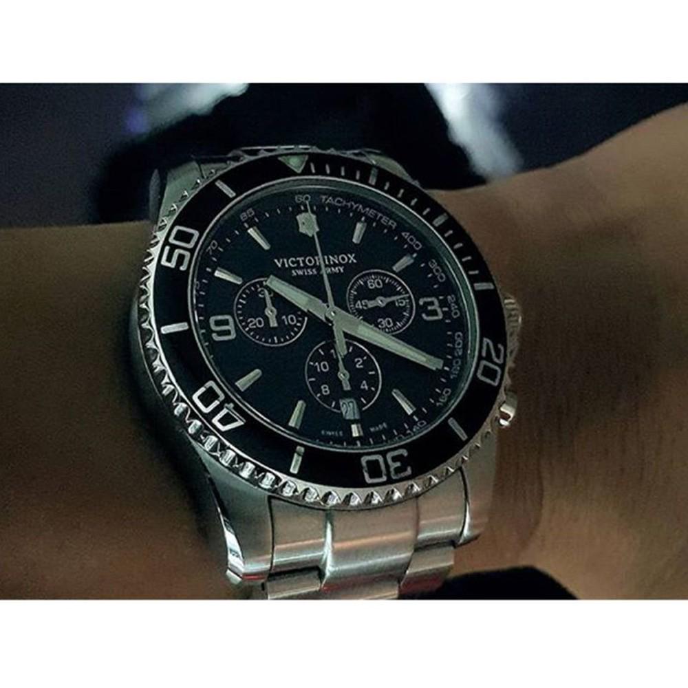 Наручний годинник чоловічий Victorinox Swiss Army Maverick Chrono кварцевий Silver (V241695) - фото 4 Наручний годинник чоловічий Victorinox Swiss Army Maverick Chrono кварцевий Silver (V241695) - фото 4