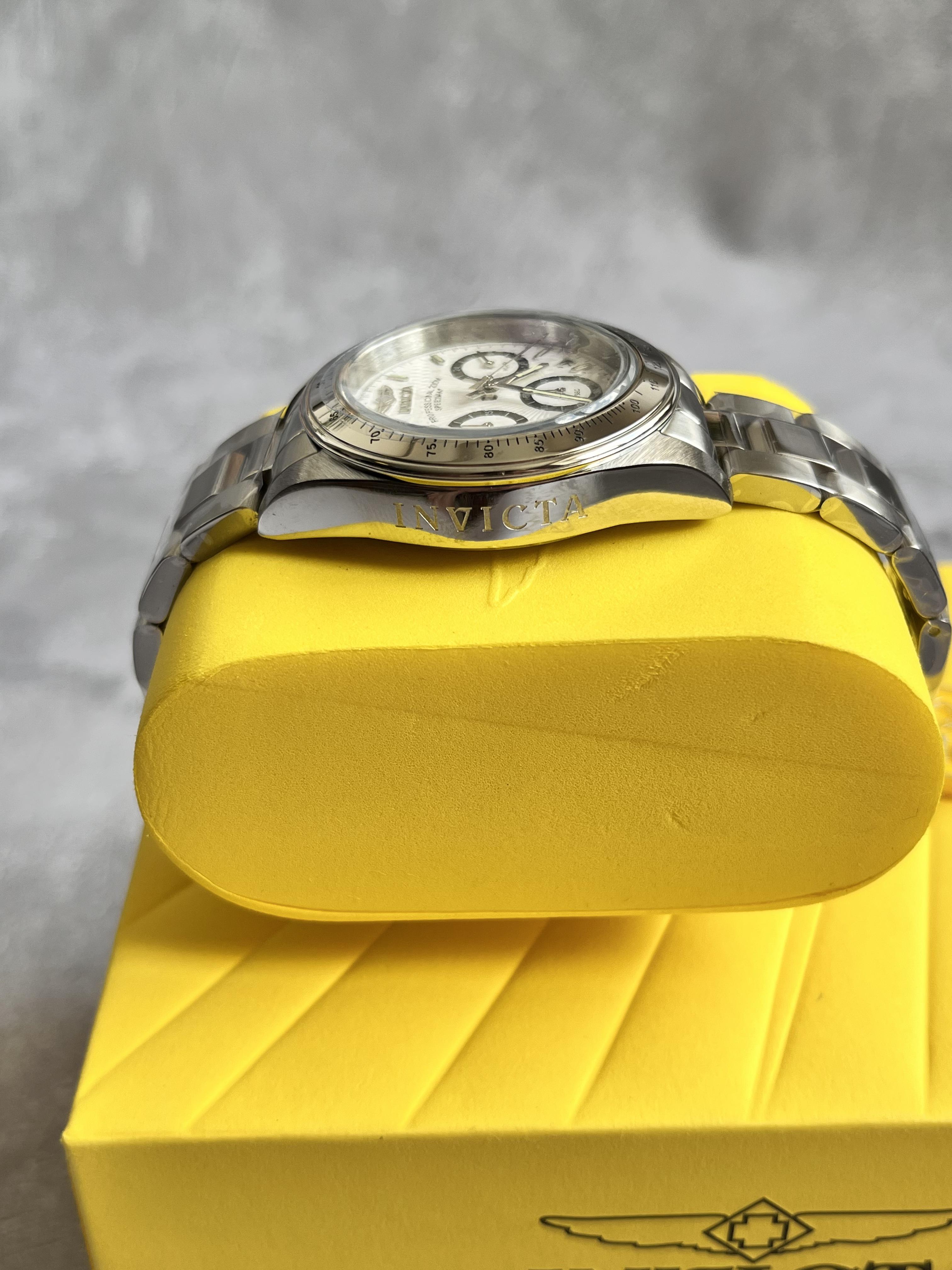 Годинник класичний Invicta 9211 speedway (12360356) - фото 5 Годинник класичний Invicta 9211 speedway (12360356) - фото 5